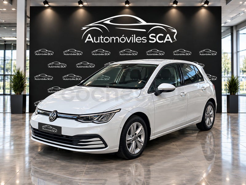 Volkswagen Golf Life 1.0 eTSI DSG